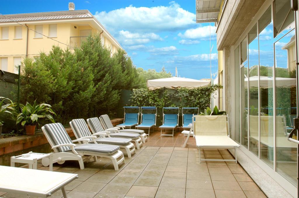 Hotel Ferrari Salsomaggiore Terme Extérieur photo