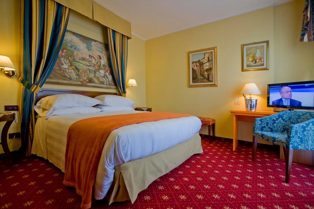 Hotel Ferrari Salsomaggiore Terme Extérieur photo