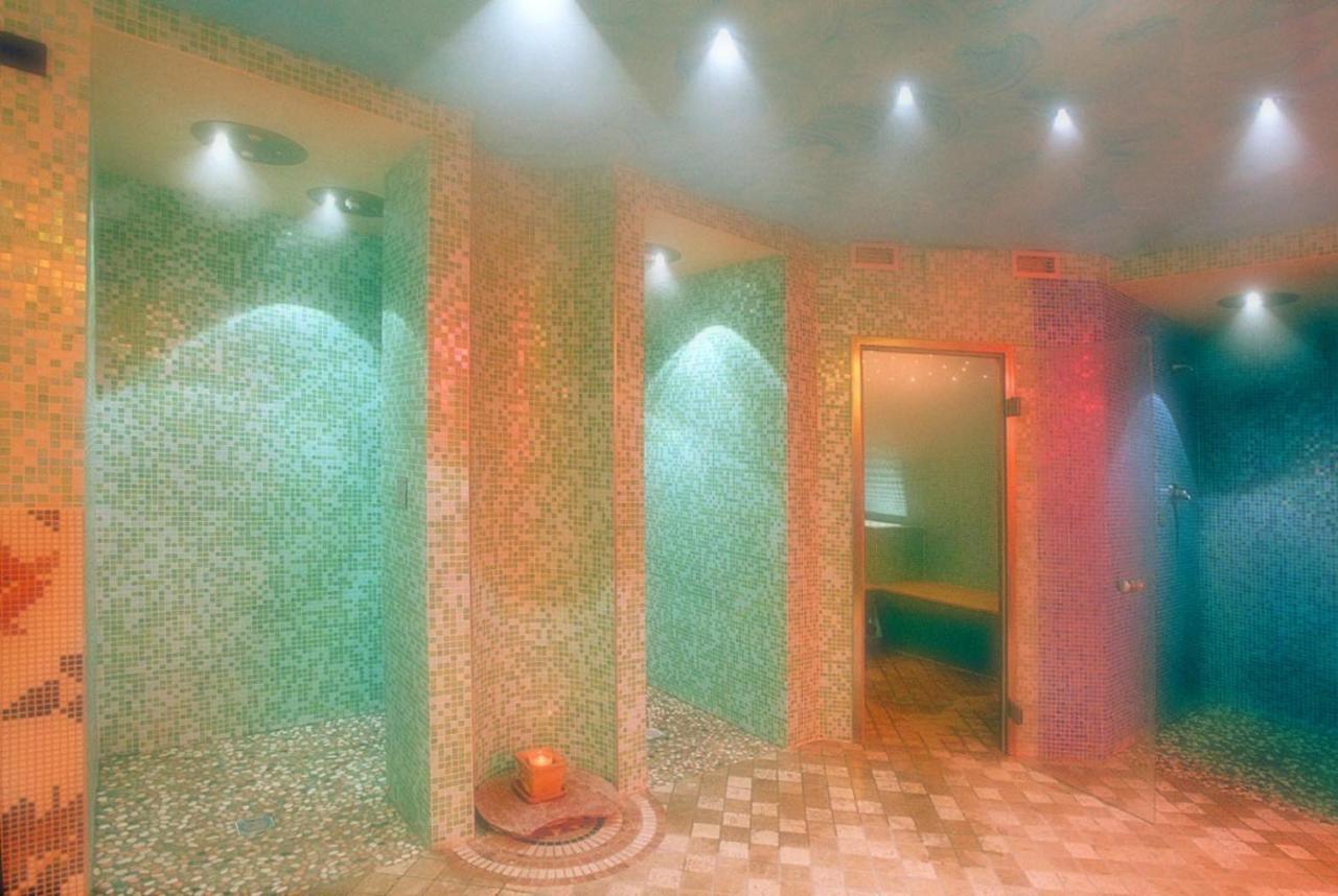 Hotel Ferrari Salsomaggiore Terme Extérieur photo